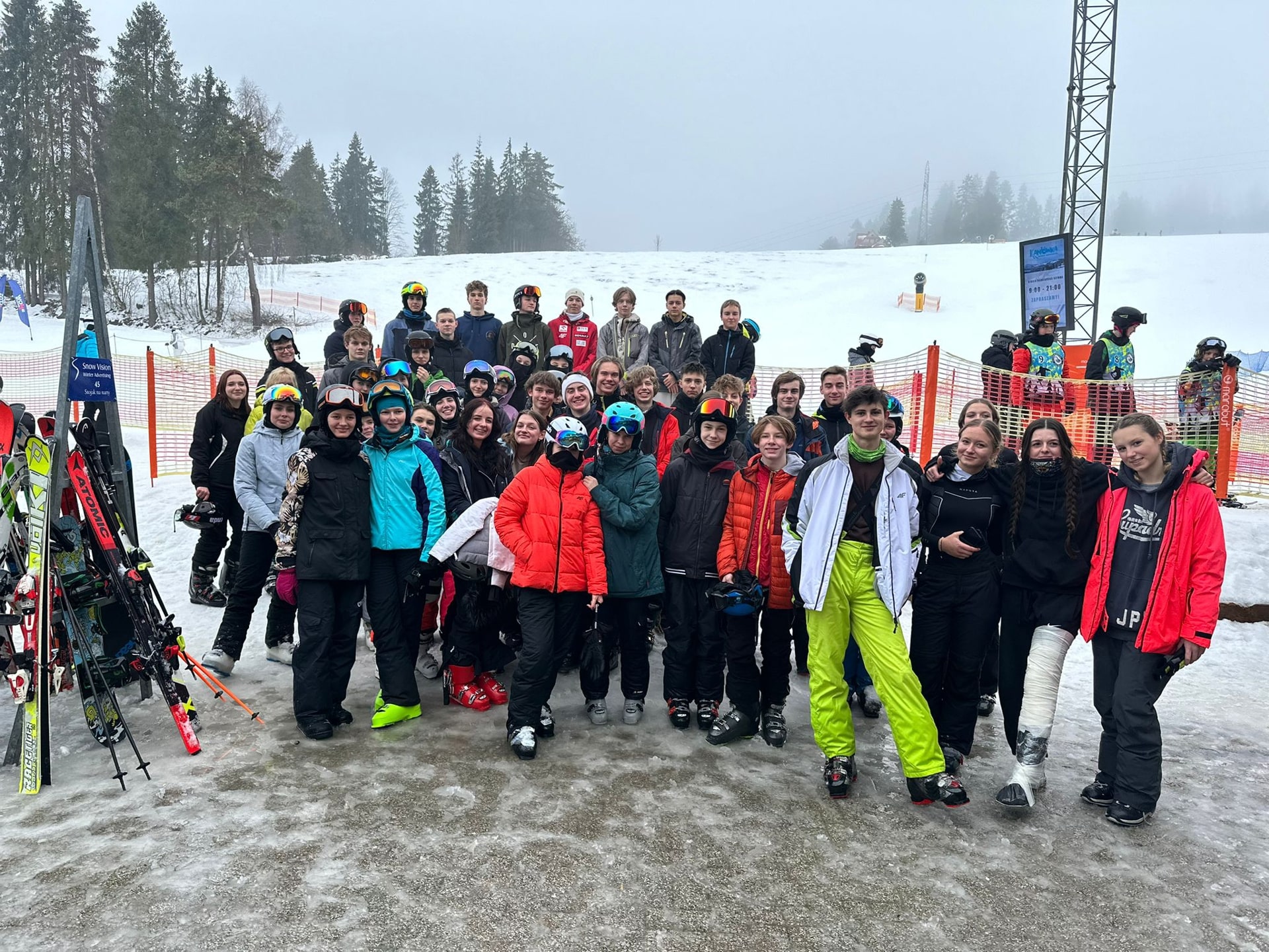 Mistrzostwa VII LO w narciarstwie i snowboardzie 2024